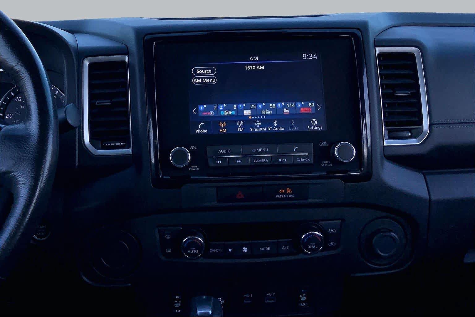 Used 2023 Nissan Frontier SV w/ Technology Package RWD image 7