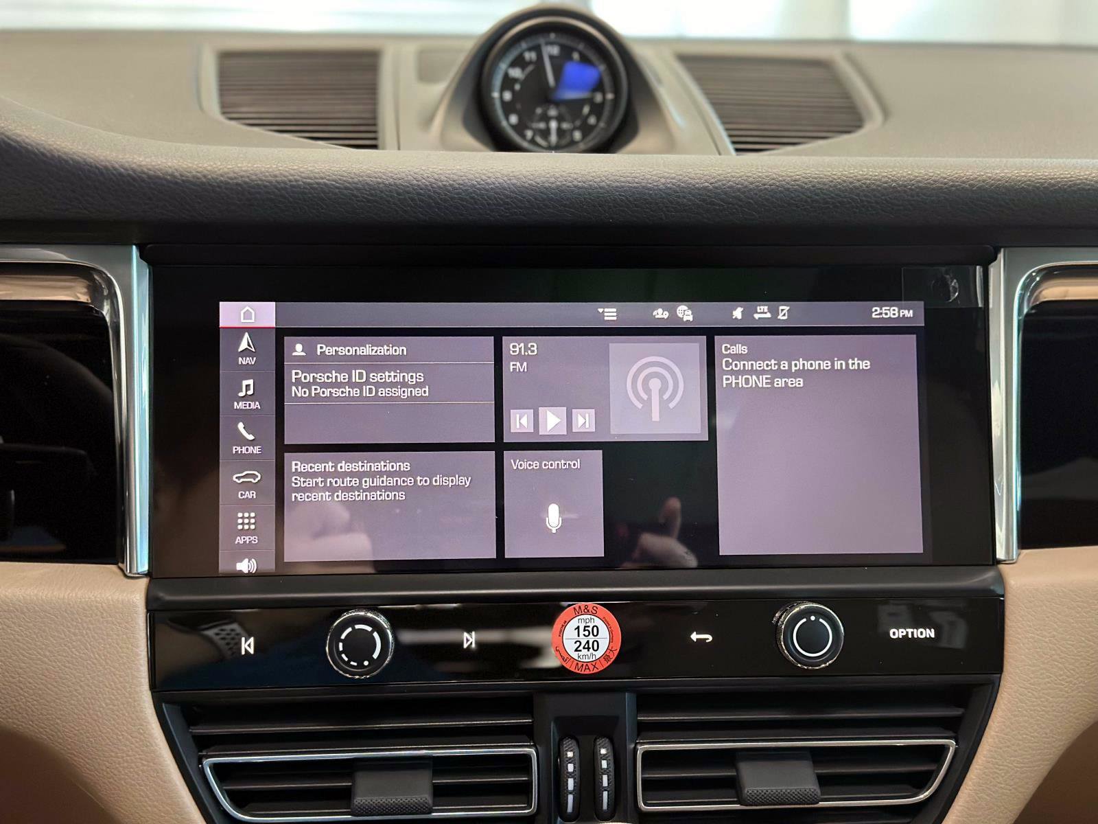 New 2026 Porsche Macan image 23