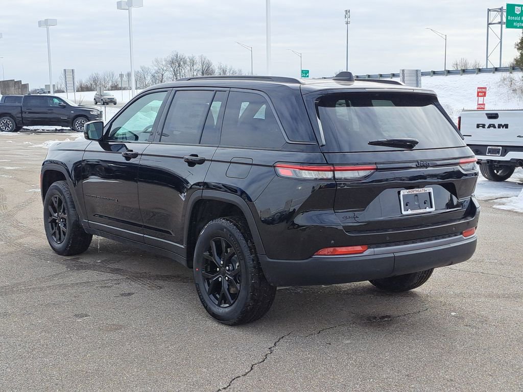 New 2026 Jeep Grand Cherokee L Laredo image 3