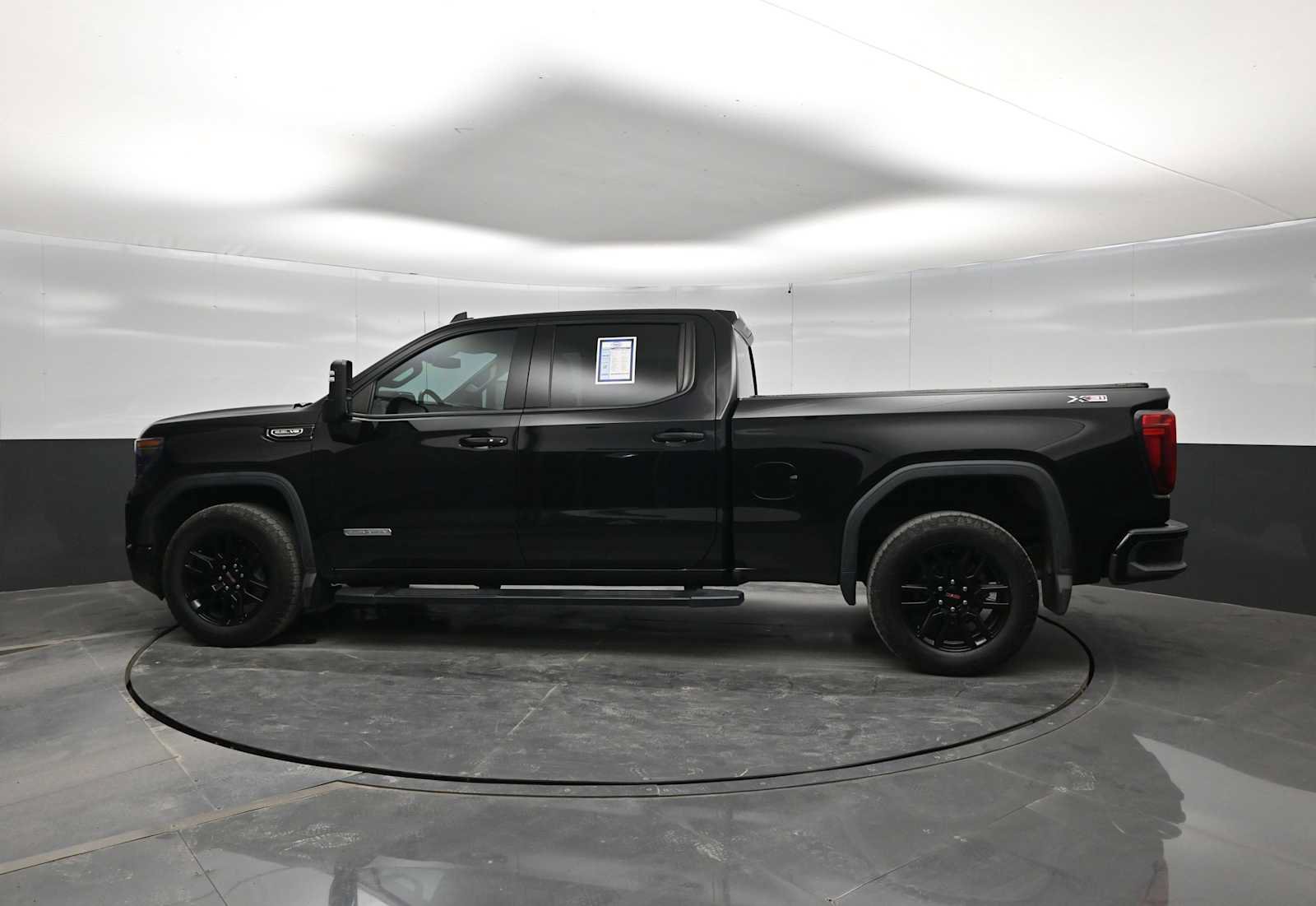 Used 2023 GMC Sierra 1500 Elevation AWD/4WD image 5