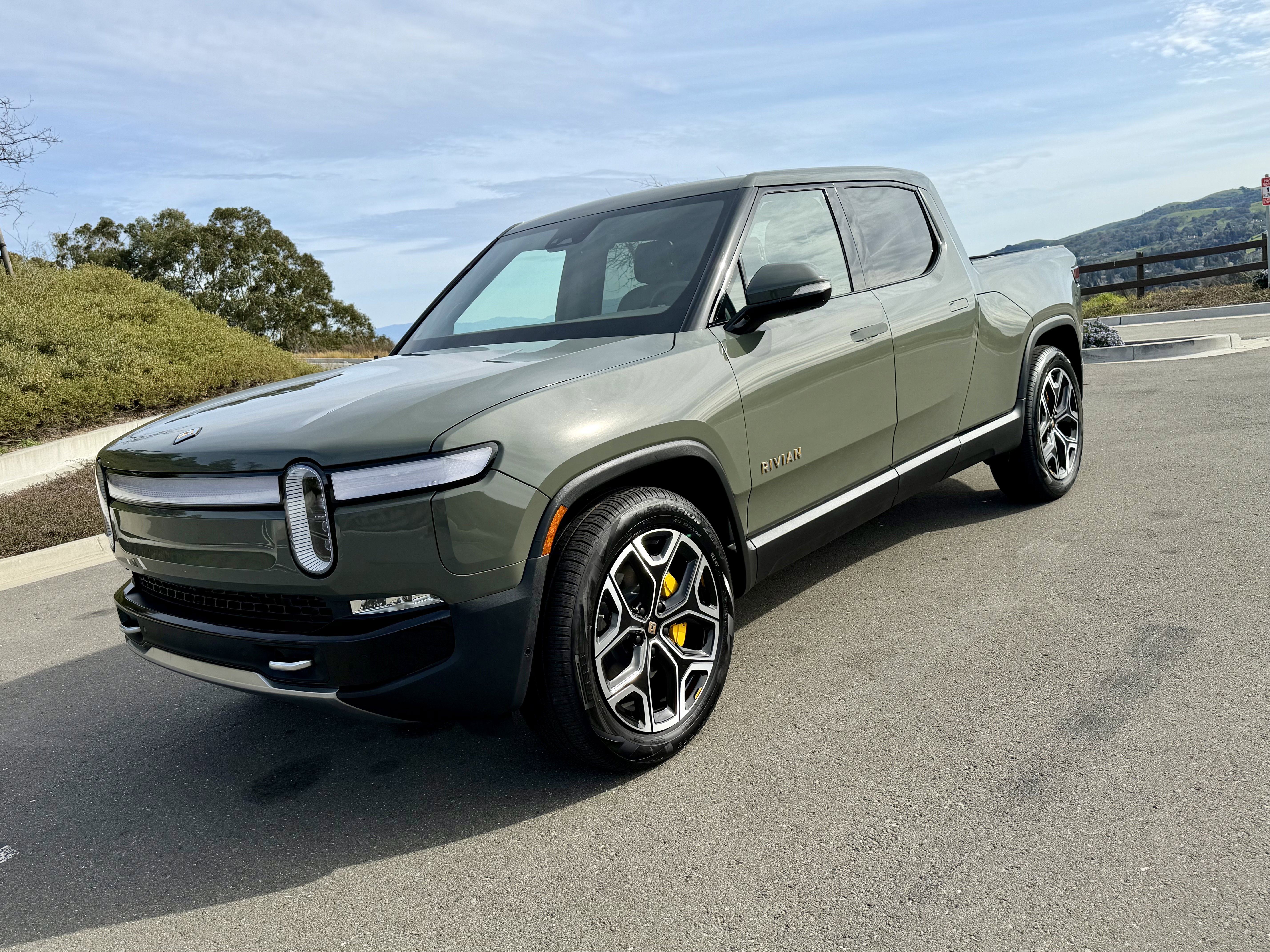 Used 2022 Rivian R1T Launch Edition