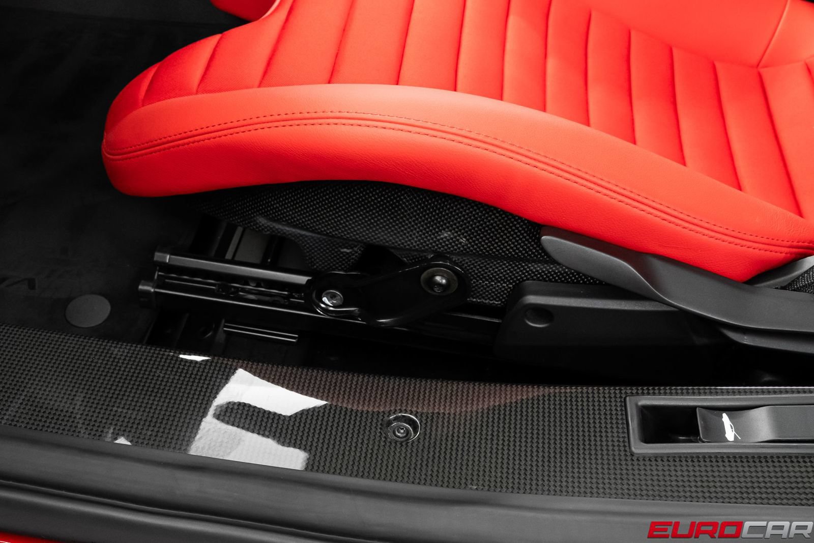 Used 2020 Ferrari 488 Pista Coupe RWD image 54