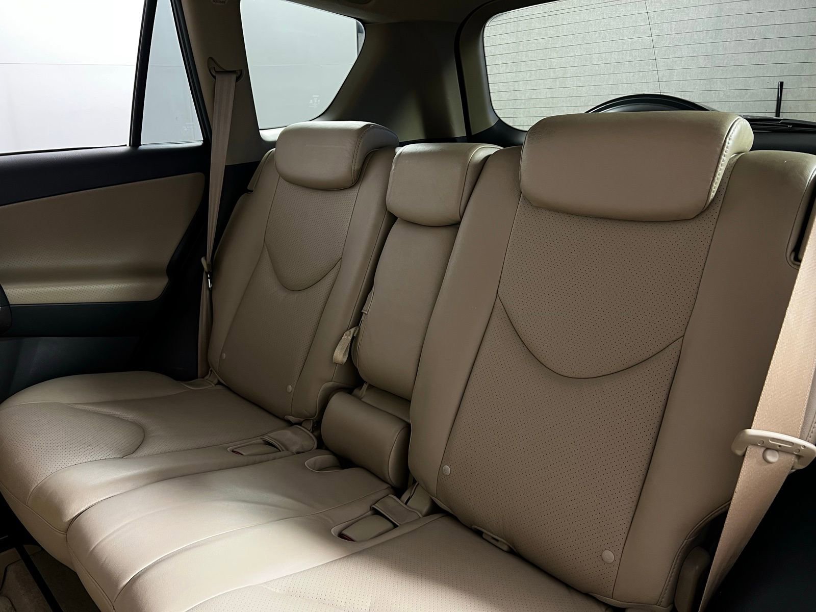 Used 2010 Toyota RAV4 Limited image 22