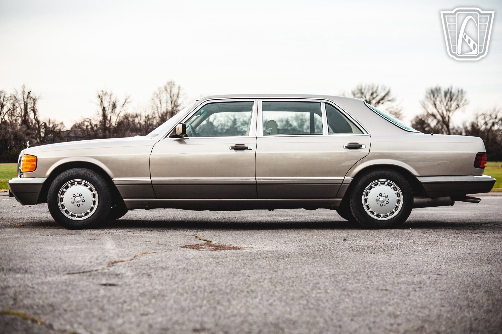 Used 1987 Mercedes-Benz 420 SEL image 8