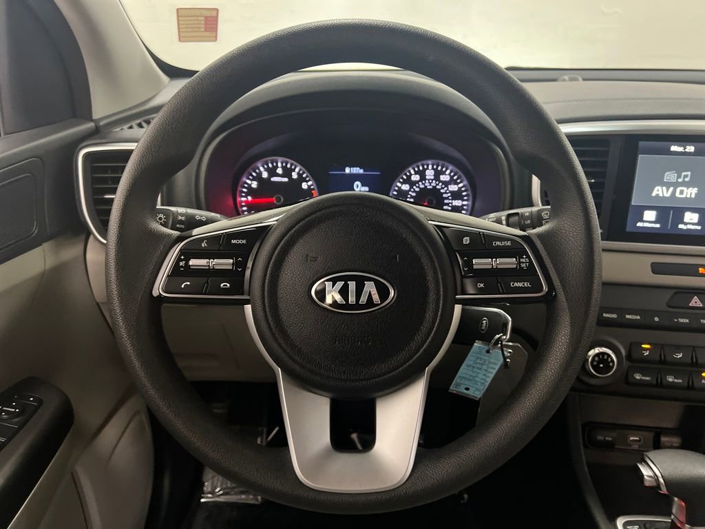 Used 2022 Kia Sportage LX image 16