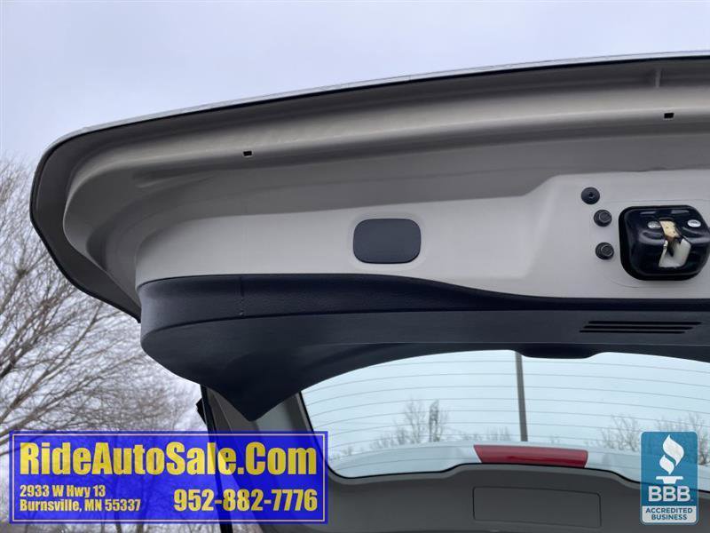 Used 2018 Nissan Rogue S image 34