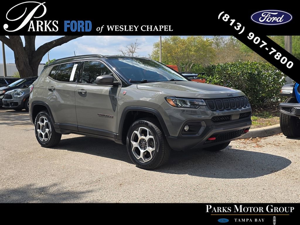 Used 2022 Jeep Compass Trailhawk image 1
