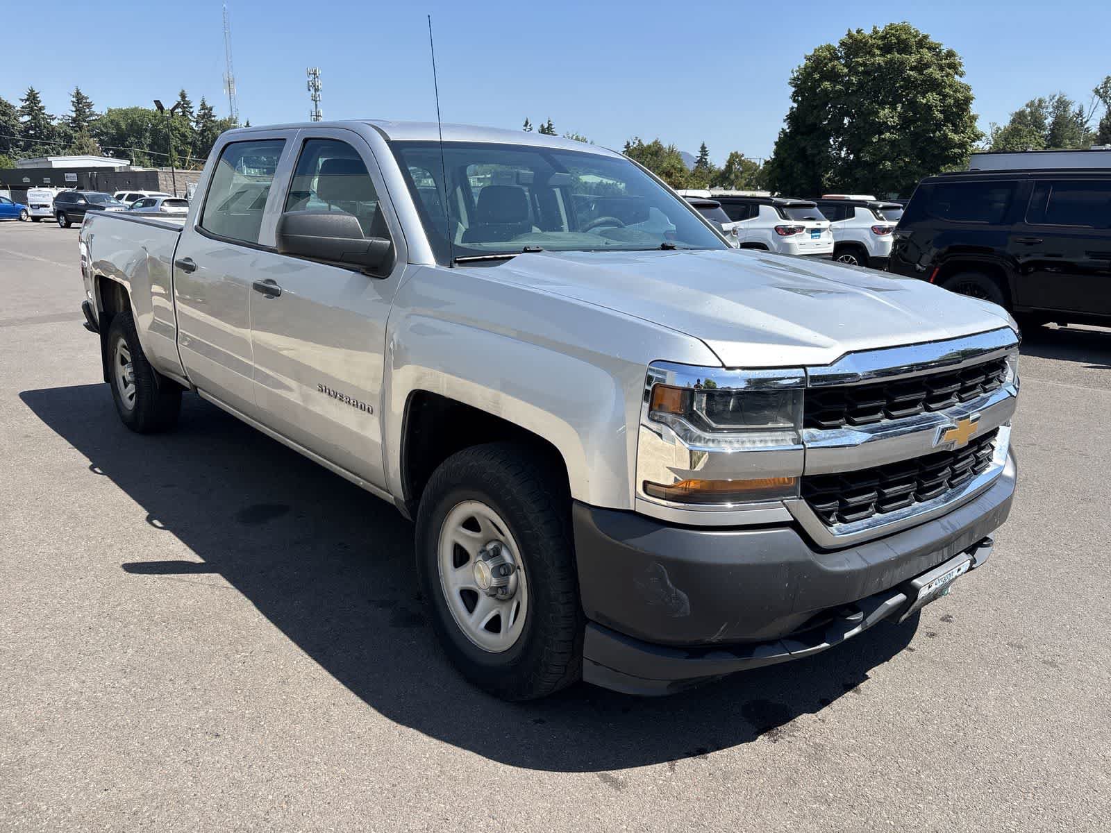Used 2017 Chevrolet Silverado 1500 W/T w/ Trailering Package AWD/4WD image 7
