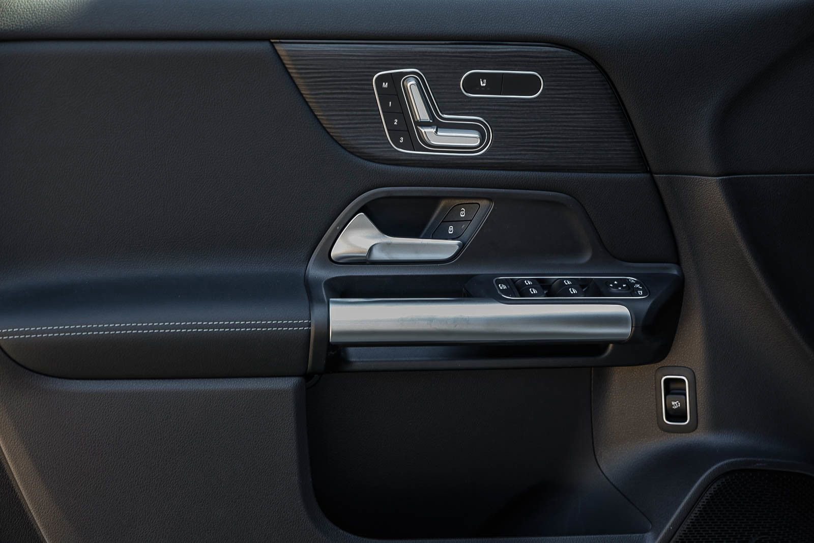 New 2026 Mercedes-Benz GLA 250 image 21