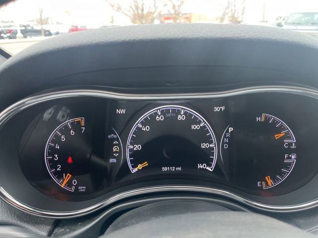 Used 2020 Jeep Grand Cherokee Limited w/ Luxury Group II image 34