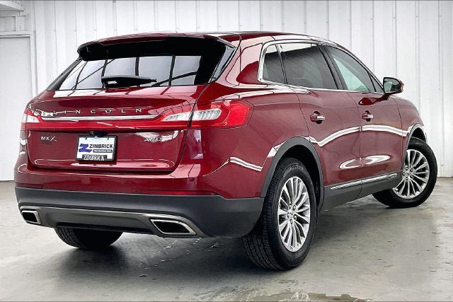 Used 2016 Lincoln MKX Select w/ Select Plus Package AWD/4WD image 12