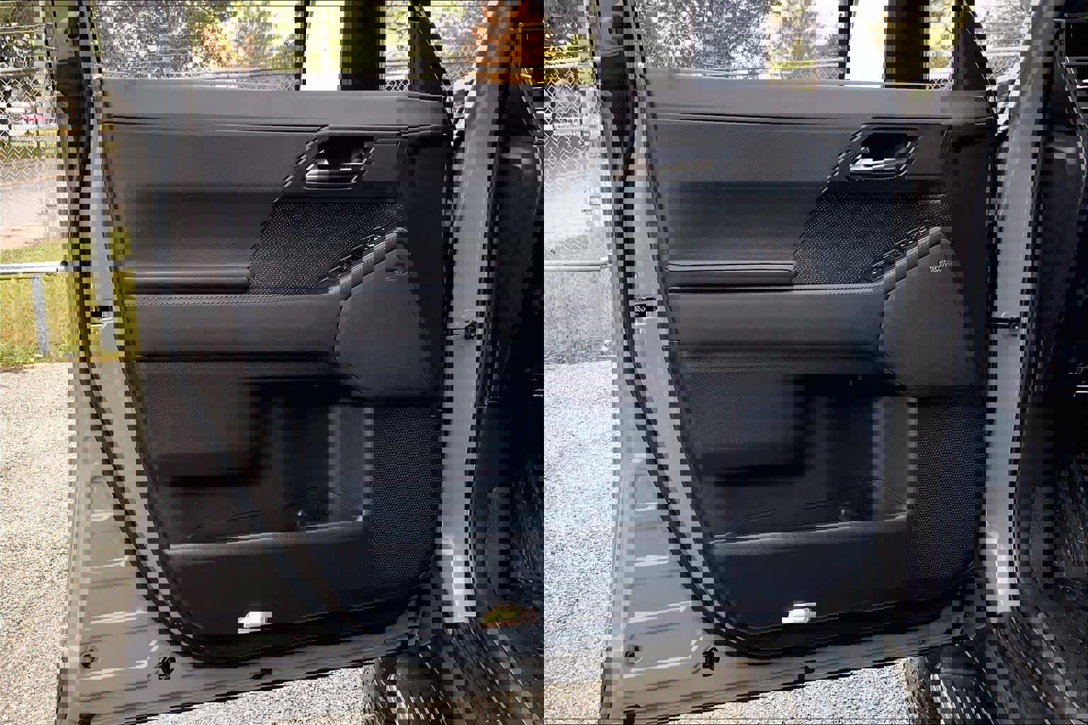 Used 2025 Lexus GX 550 image 20