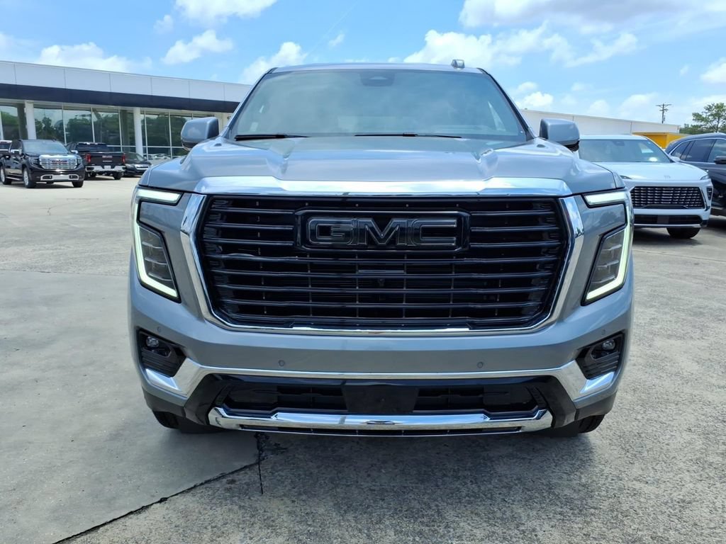 New 2026 GMC Yukon Elevation w/ Elevation Premium Package AWD/4WD image 2
