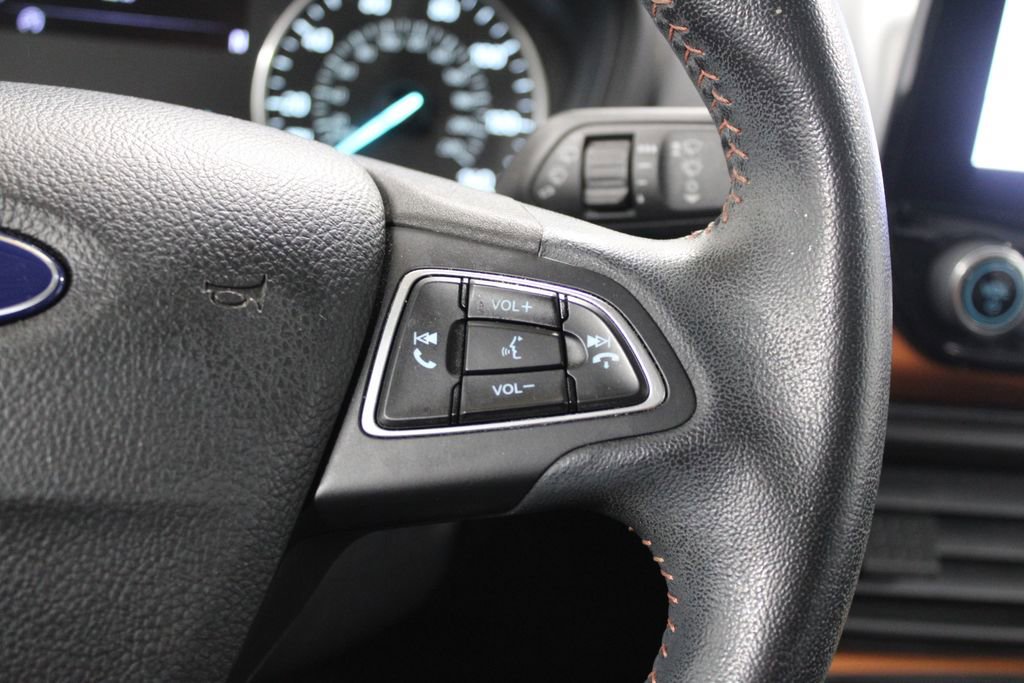 Used 2021 Ford EcoSport SE w/ SE Convenience Package image 35
