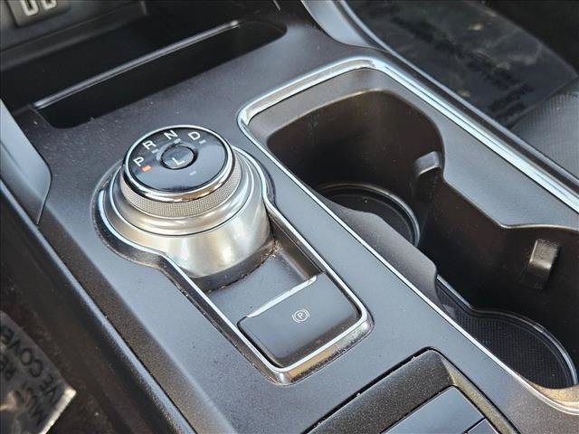 Used 2019 Ford Fusion Energi Titanium FWD image 17
