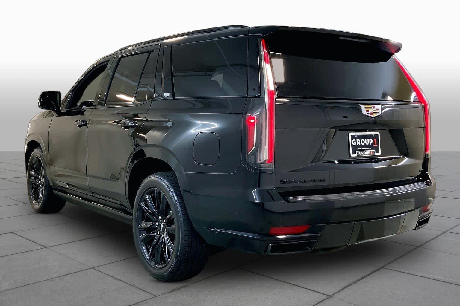 Used 2022 Cadillac Escalade Sport w/ Touring Package AWD/4WD image 11