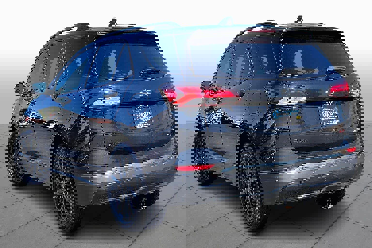 Used 2023 Chevrolet Equinox RS image 12