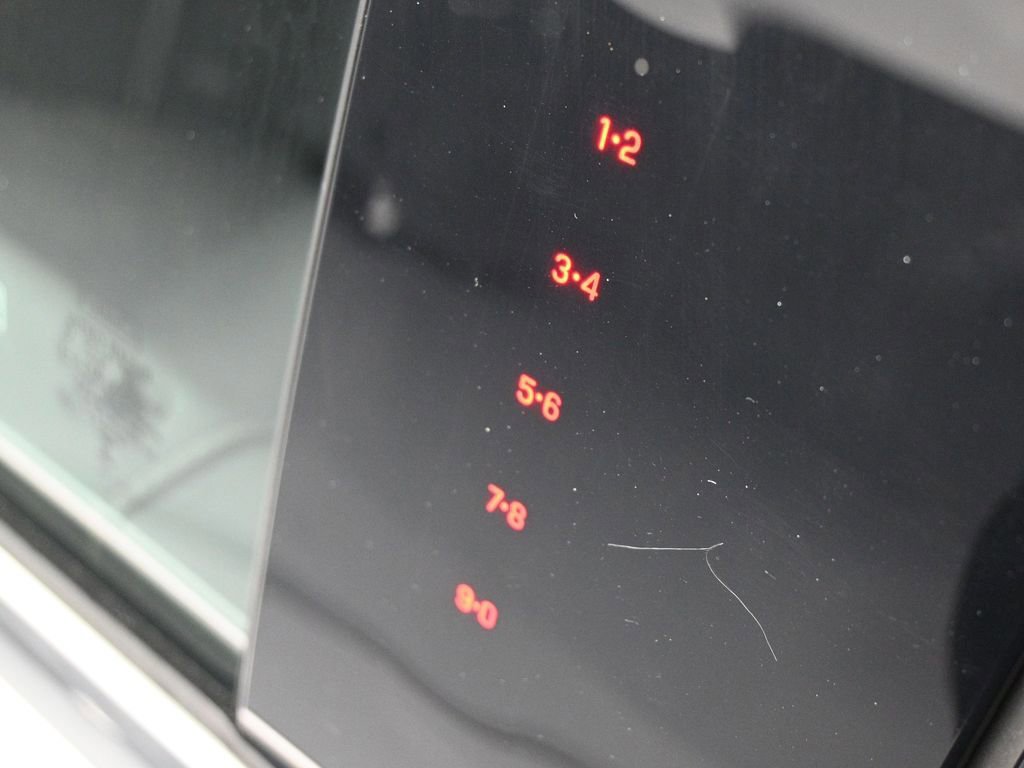Used 2024 Ford Expedition XLT RWD image 30