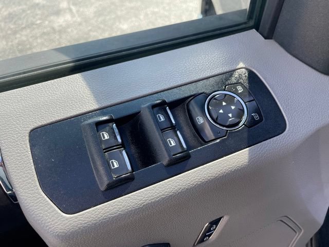 Used 2017 Ford F150 XLT AWD/4WD image 11