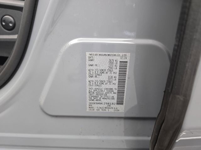 Used 2024 Nissan Pathfinder Platinum image 54
