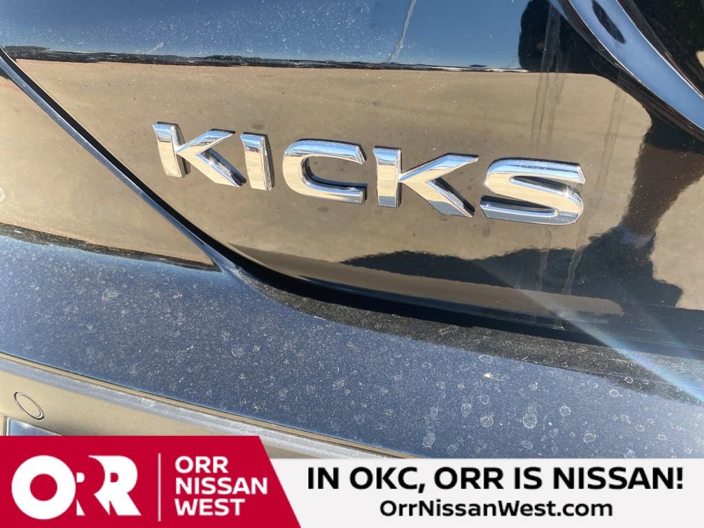 New 2025 Nissan Kicks Play S FWD image 10