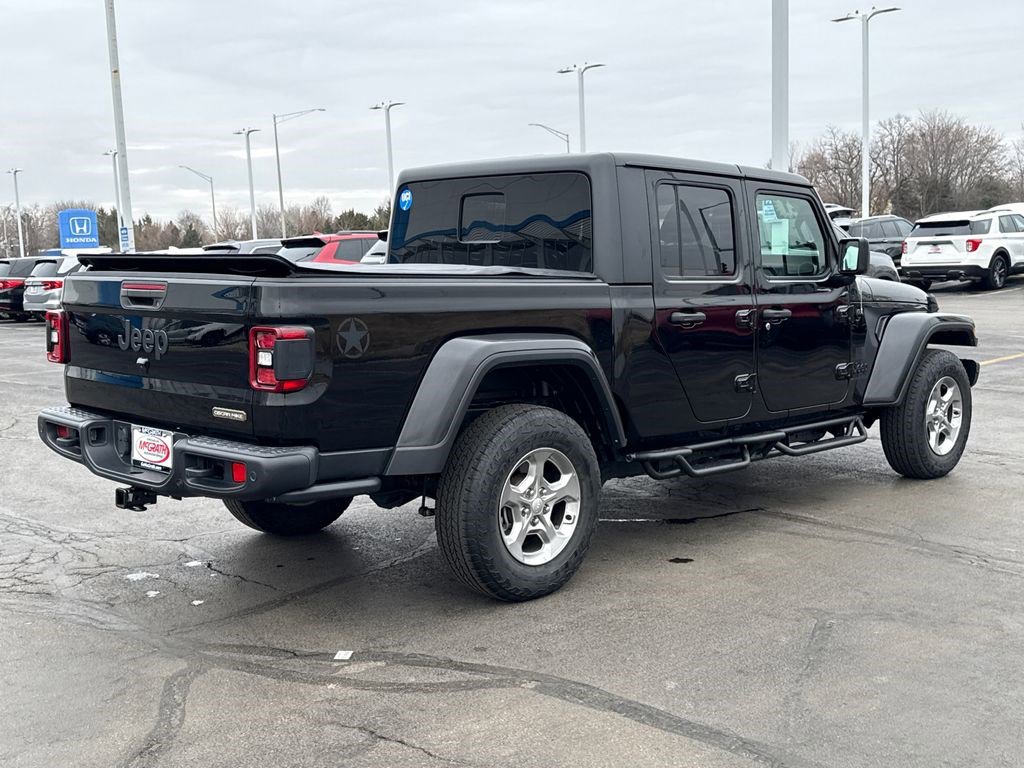 Used 2021 Jeep Gladiator Sport image 11