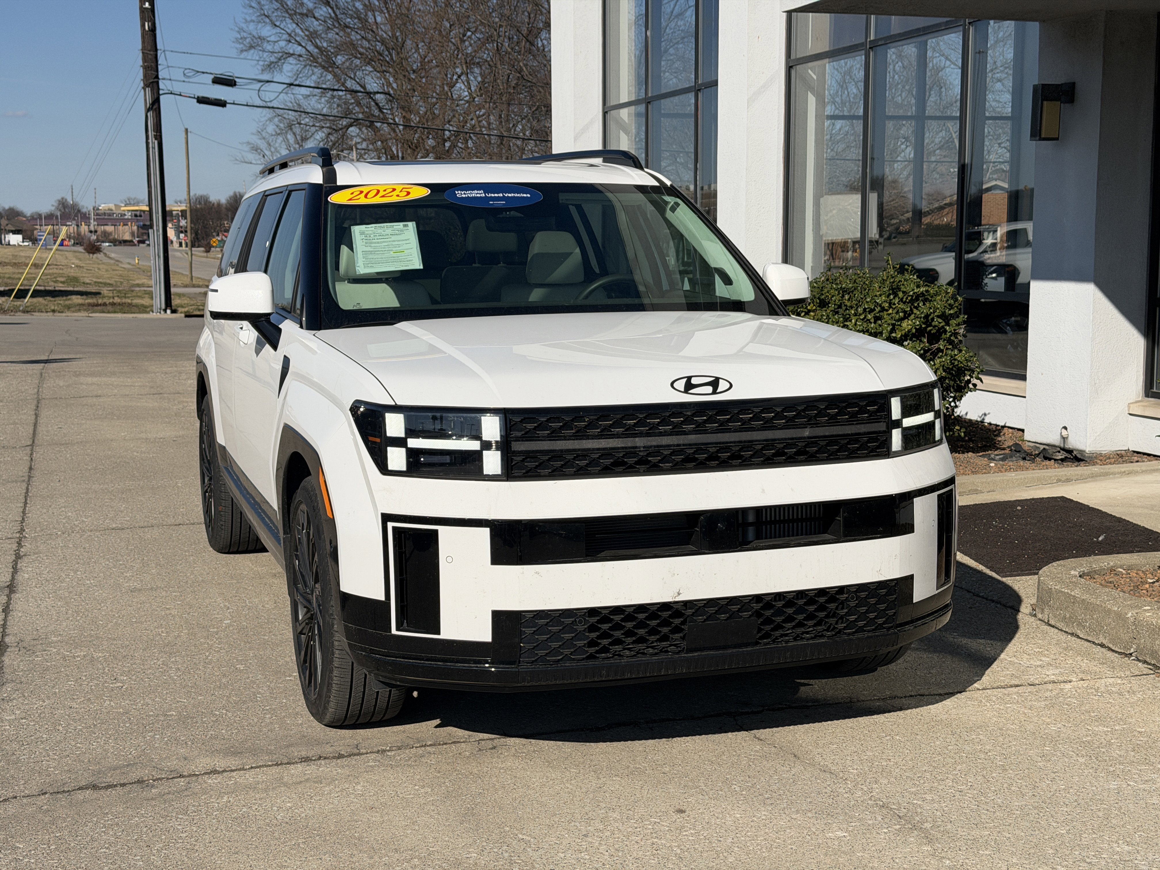 Certified 2025 Hyundai Santa Fe Calligraphy image 18