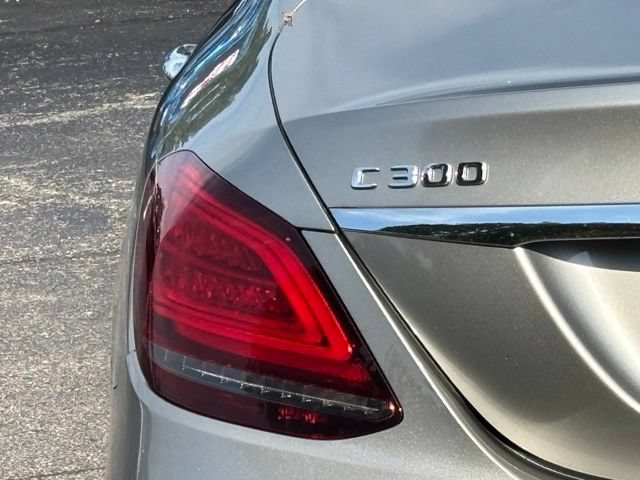 Used 2019 Mercedes-Benz C 300 4MATIC Sedan image 11