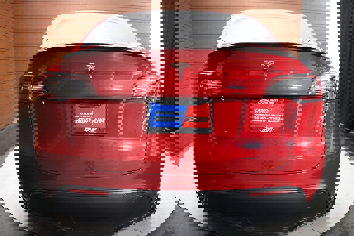 Used 2023 Tesla Model Y Performance image 26