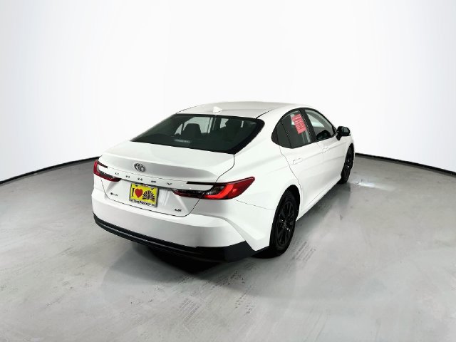 Used 2025 Toyota Camry LE FWD image 9