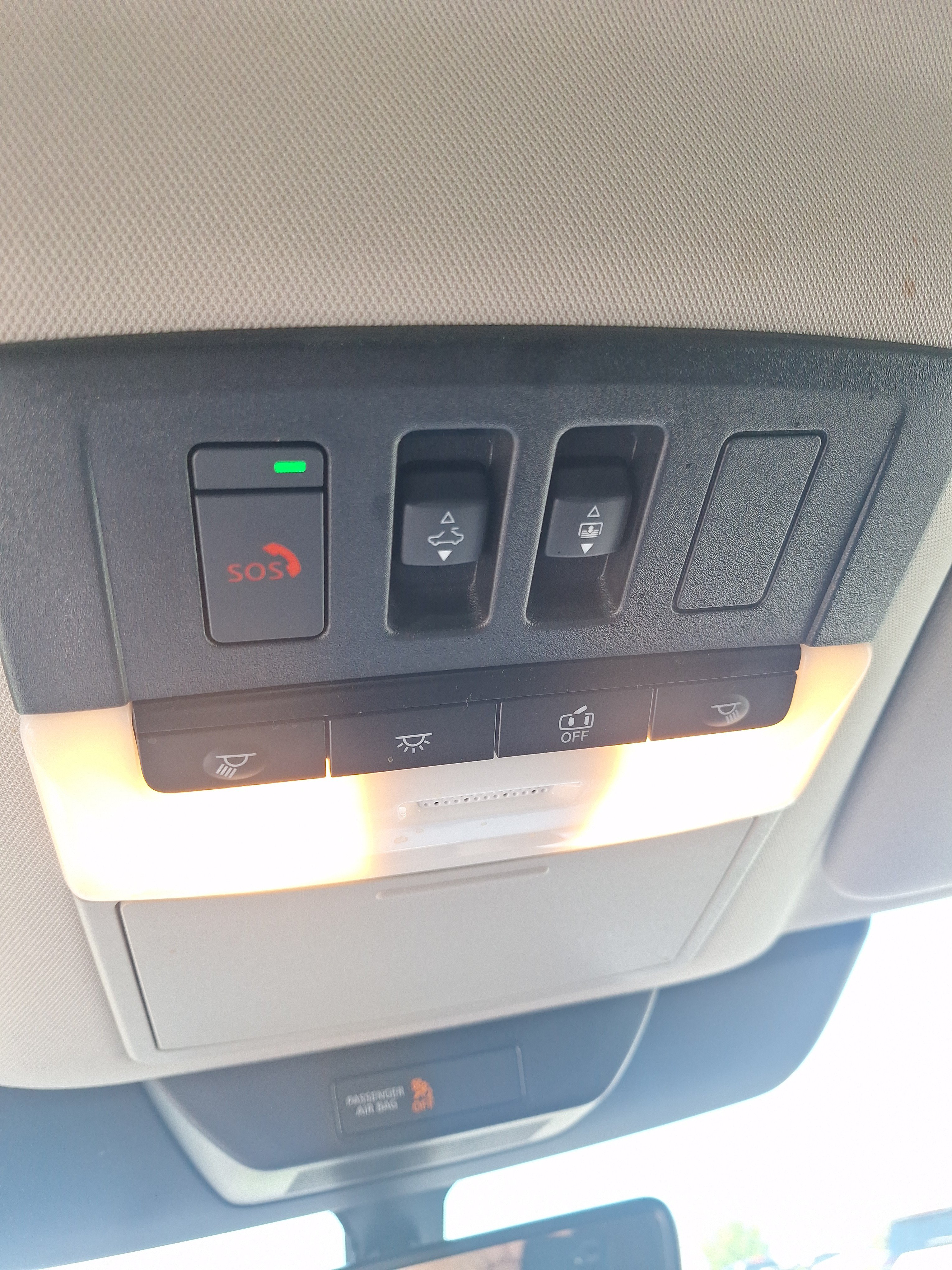 Used 2025 Nissan Pathfinder Platinum w/ Cargo Package FWD image 31