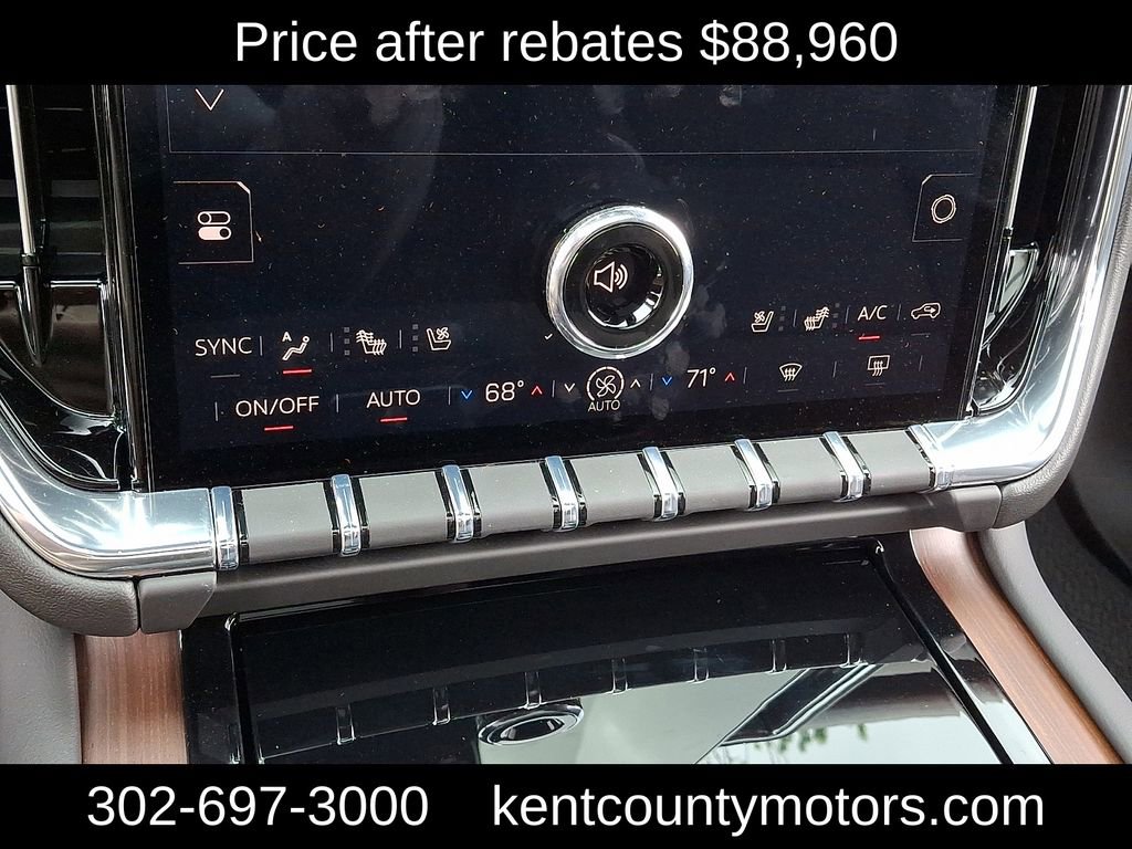New 2026 GMC Yukon Denali w/ Sun & Power Step Package AWD/4WD image 18