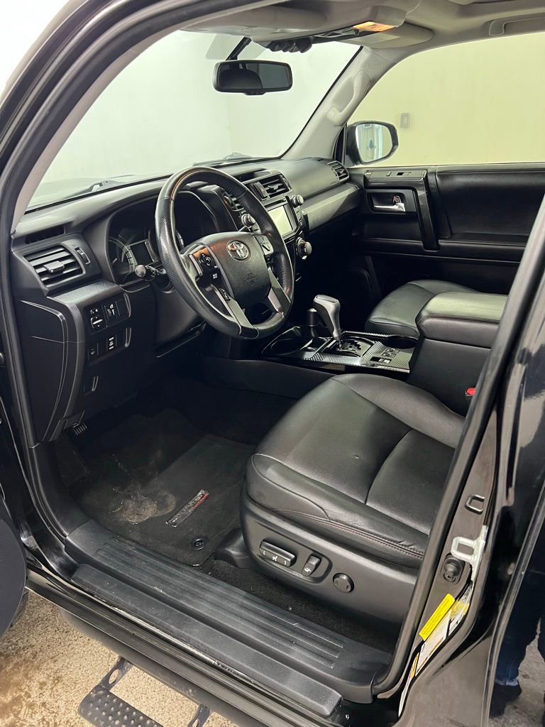 Used 2019 Toyota 4Runner TRD Off-Road Premium image 5