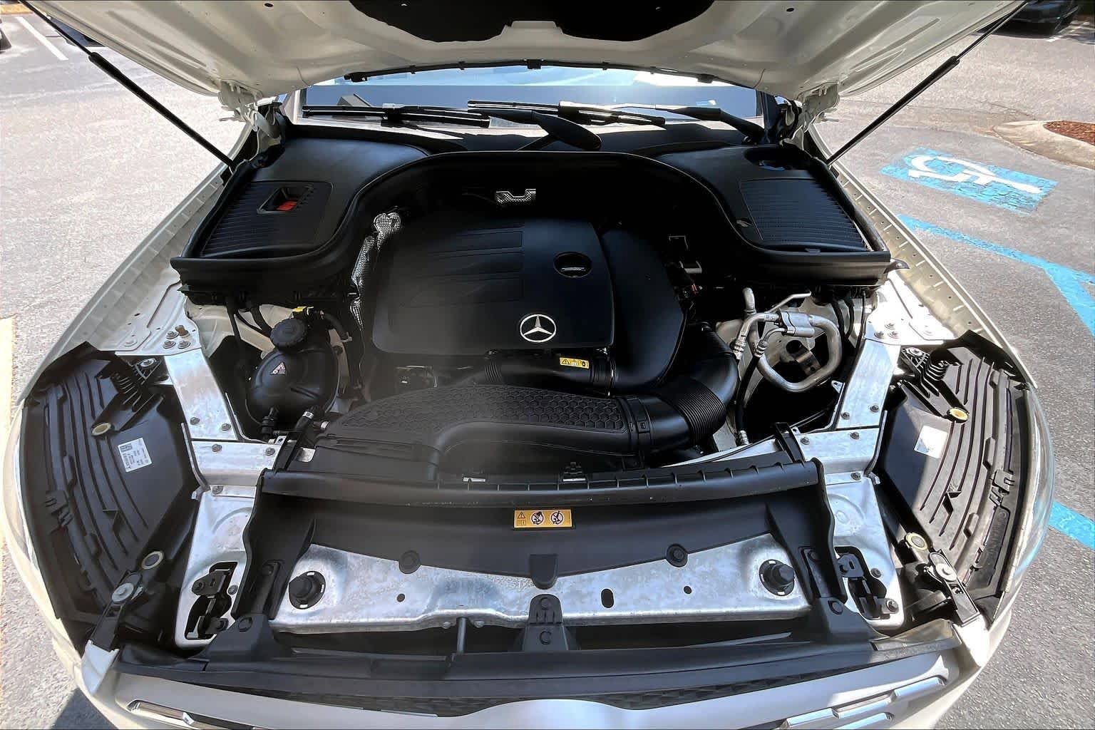Certified 2022 Mercedes-Benz GLC 300 4MATIC w/ Driver Assistance Package image 32