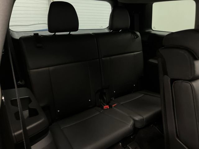 Used 2025 Hyundai Santa Fe Limited image 36