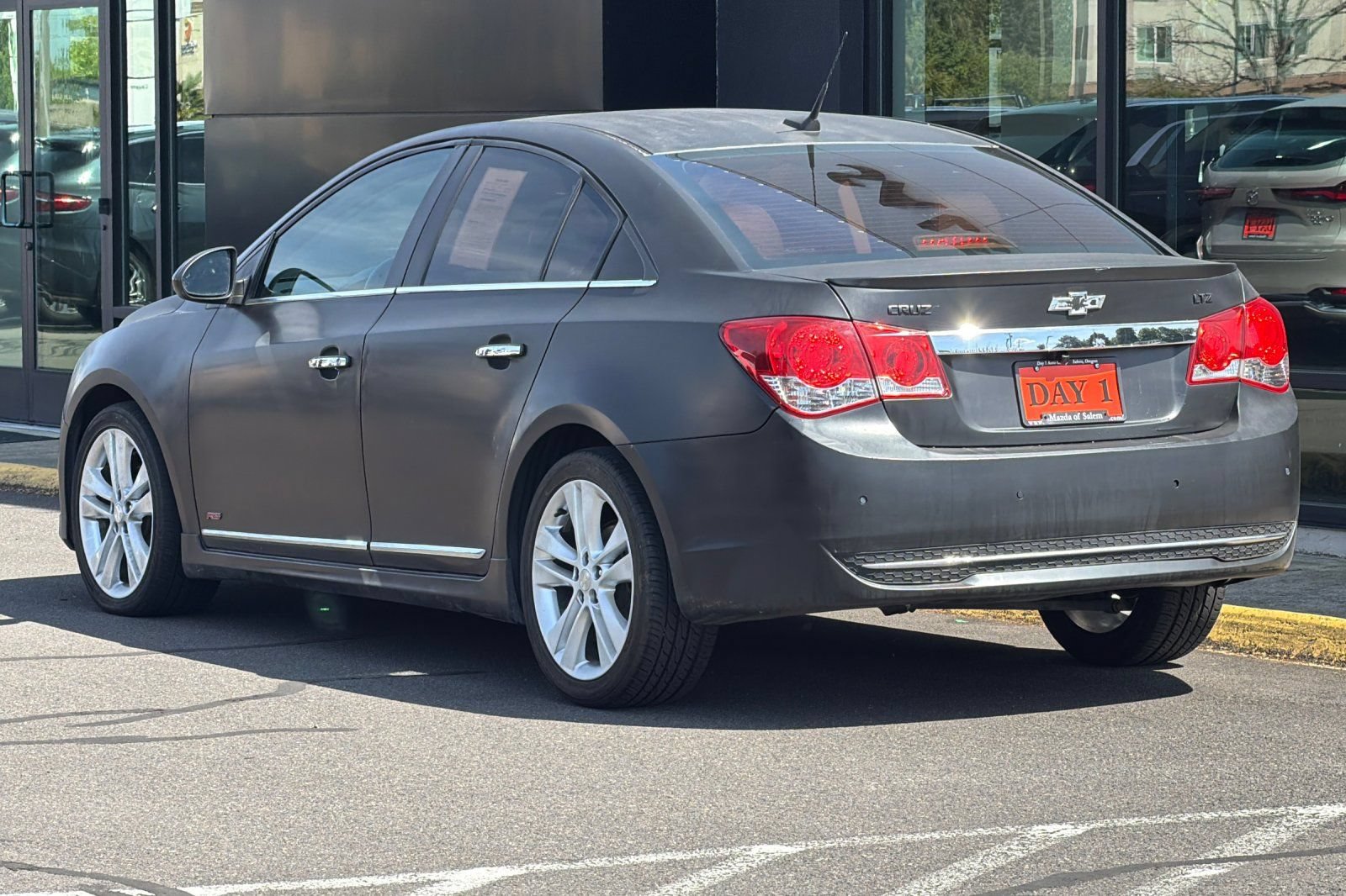 Used 2014 Chevrolet Cruze LTZ w/ Enhanced Safety Package FWD image 7