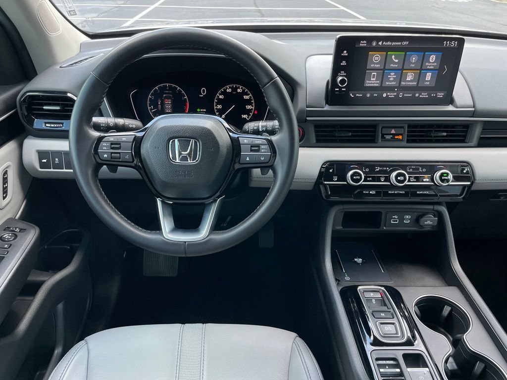 Certified 2025 Honda Pilot EX-L image 11