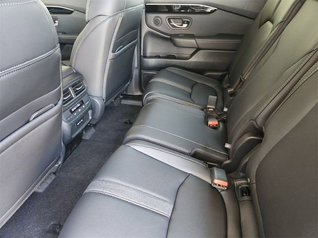 New 2025 Honda Pilot Touring image 14