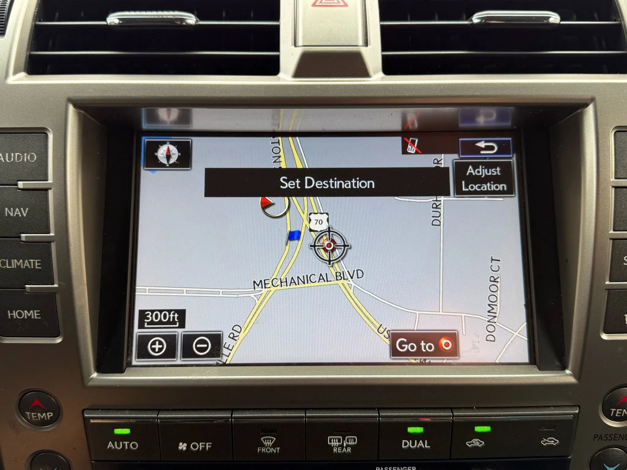 Used 2015 Lexus GX 460 image 21