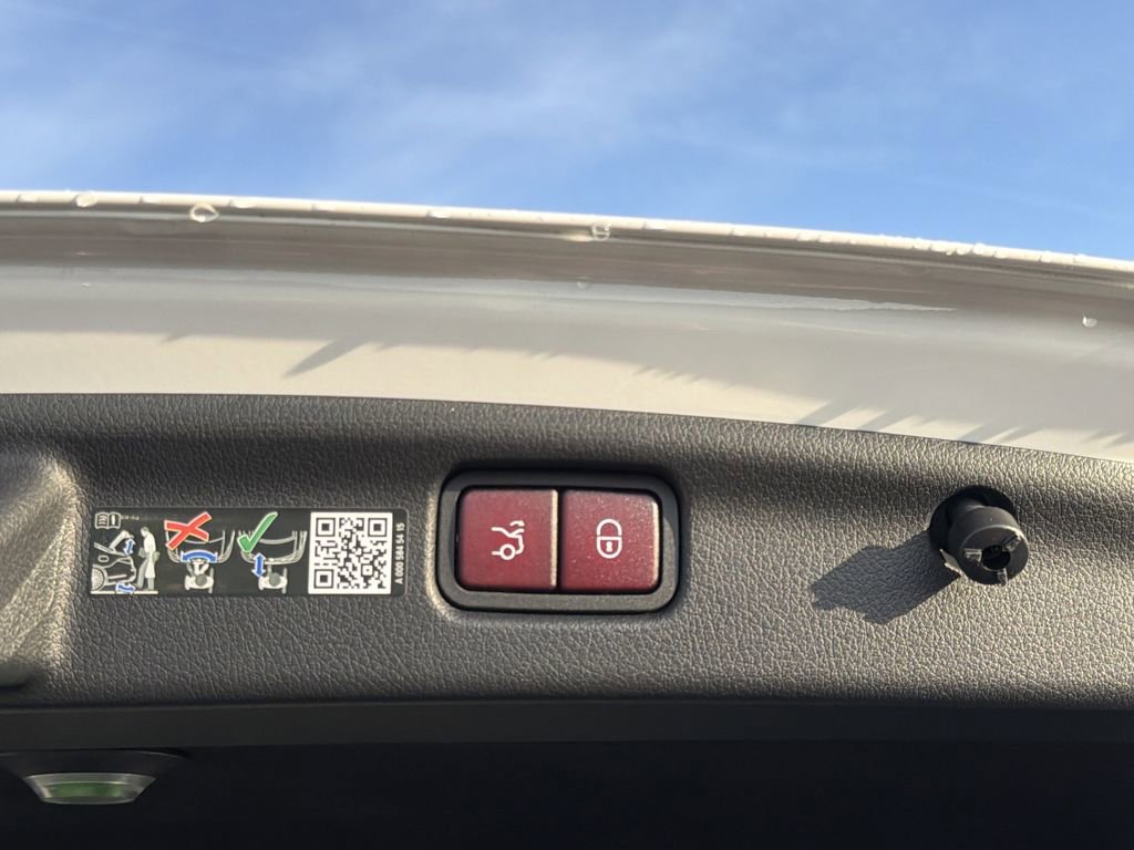 Certified 2024 Mercedes-Benz C 300 Sedan image 15
