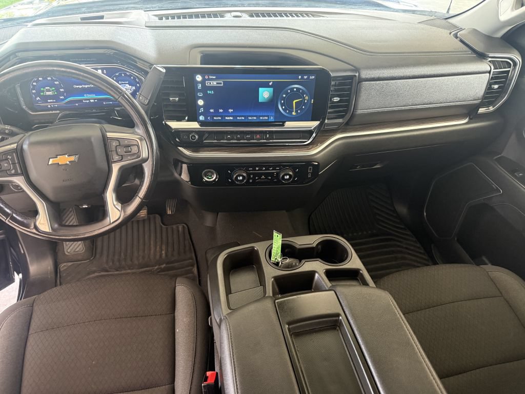 Used 2022 Chevrolet Silverado 1500 LT AWD/4WD image 51