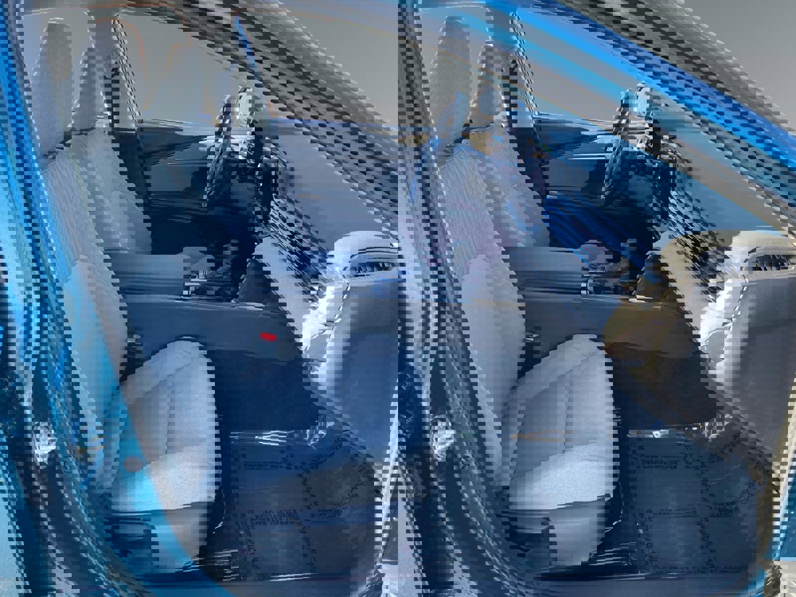 Used 2025 Toyota Camry LE w/ Convenience Package image 15