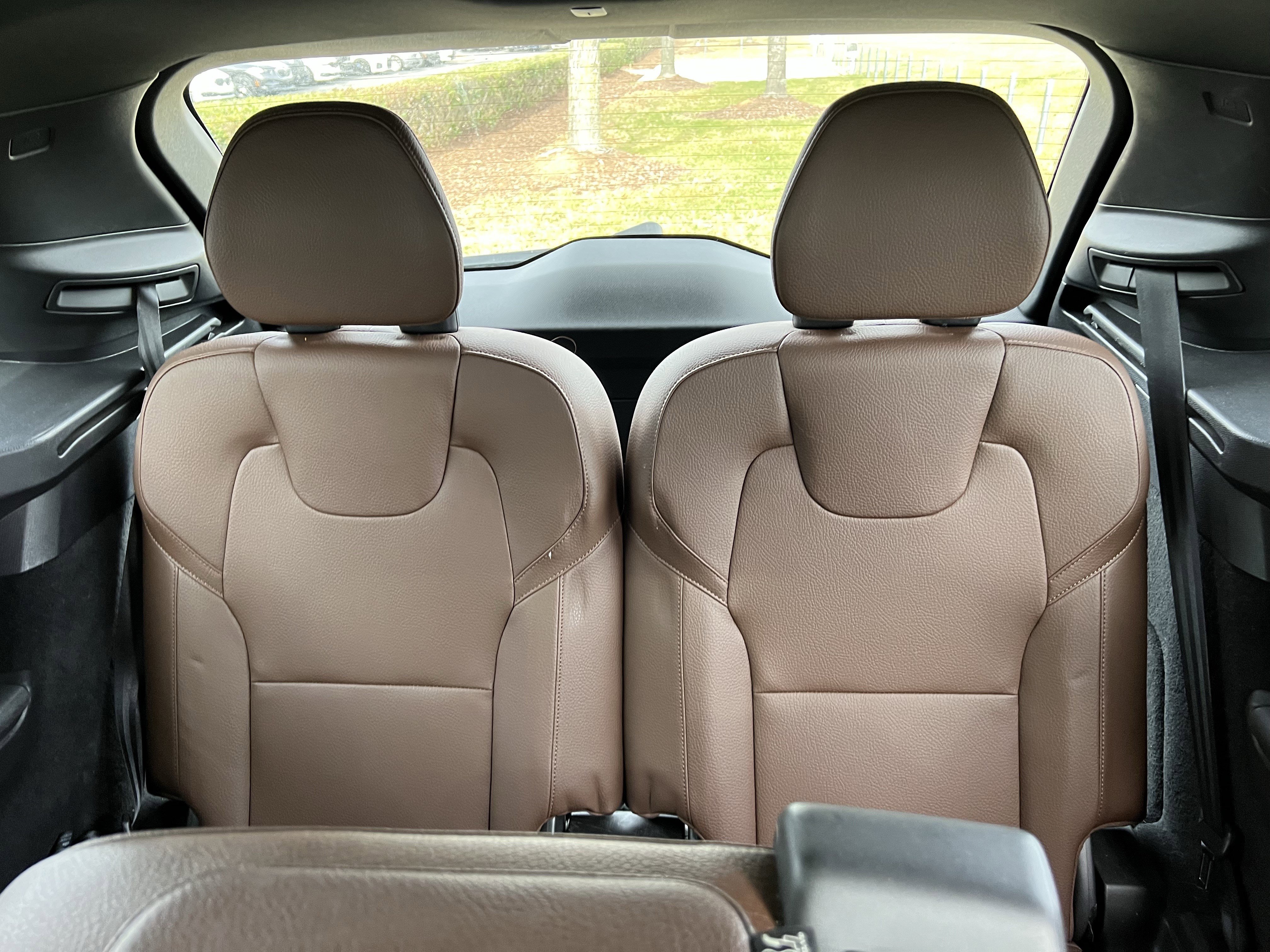 Used 2021 Volvo XC90 T6 Momentum w/ Advanced Package image 34