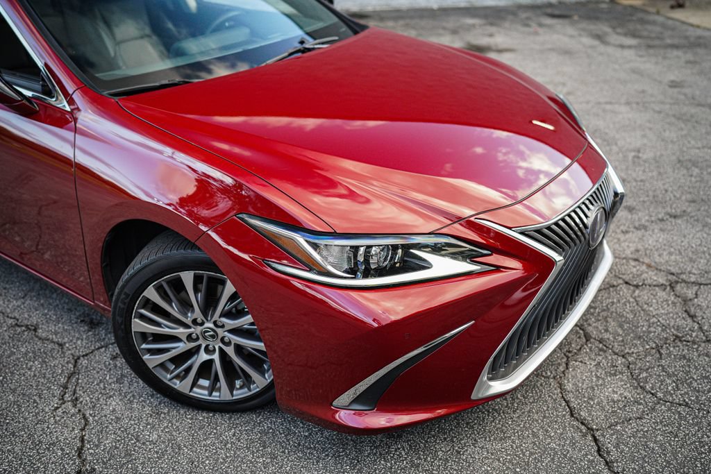 Used 2021 Lexus ES 300h w/ Premium Package FWD image 7