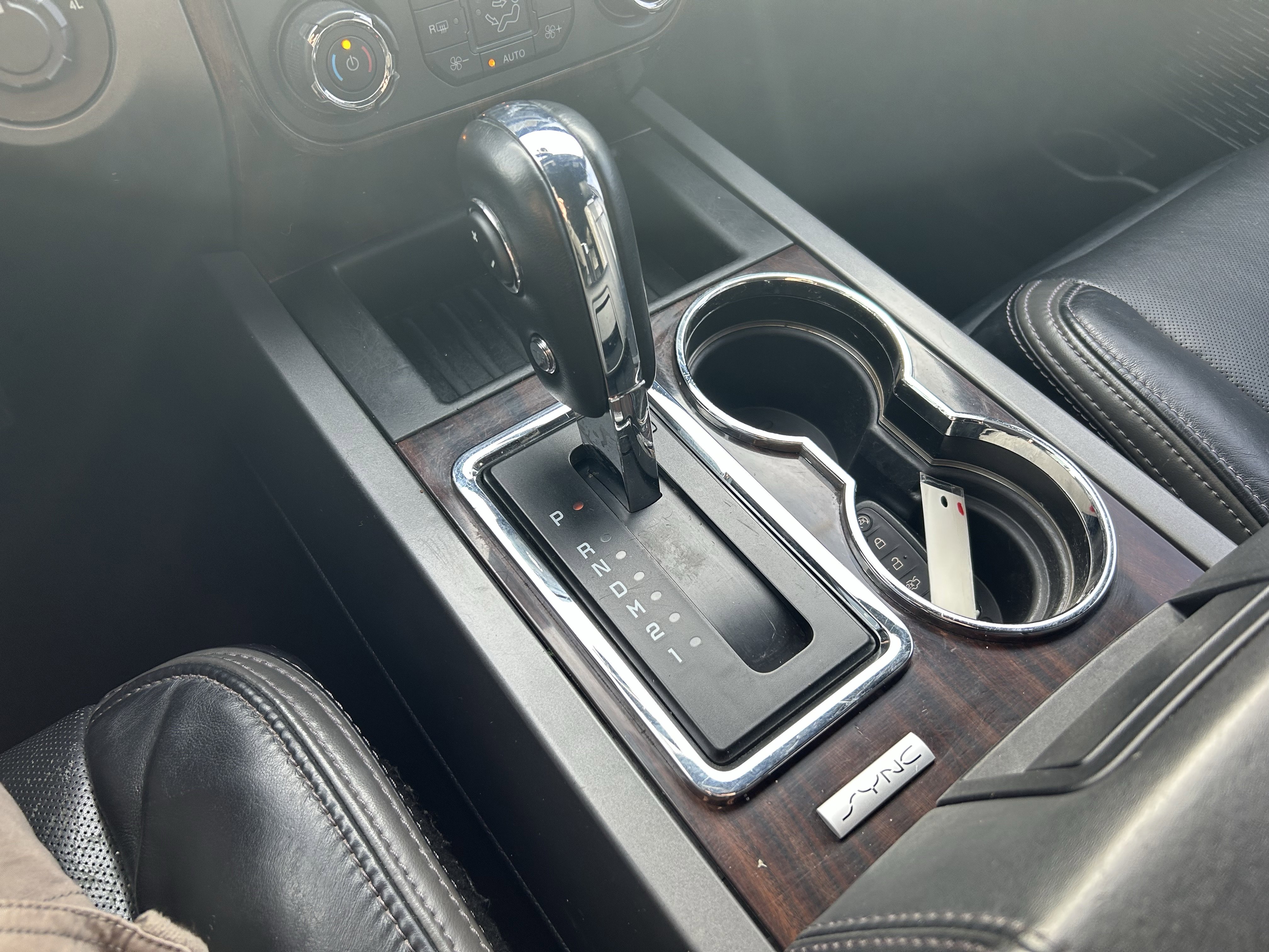 Used 2016 Ford Expedition Platinum image 17