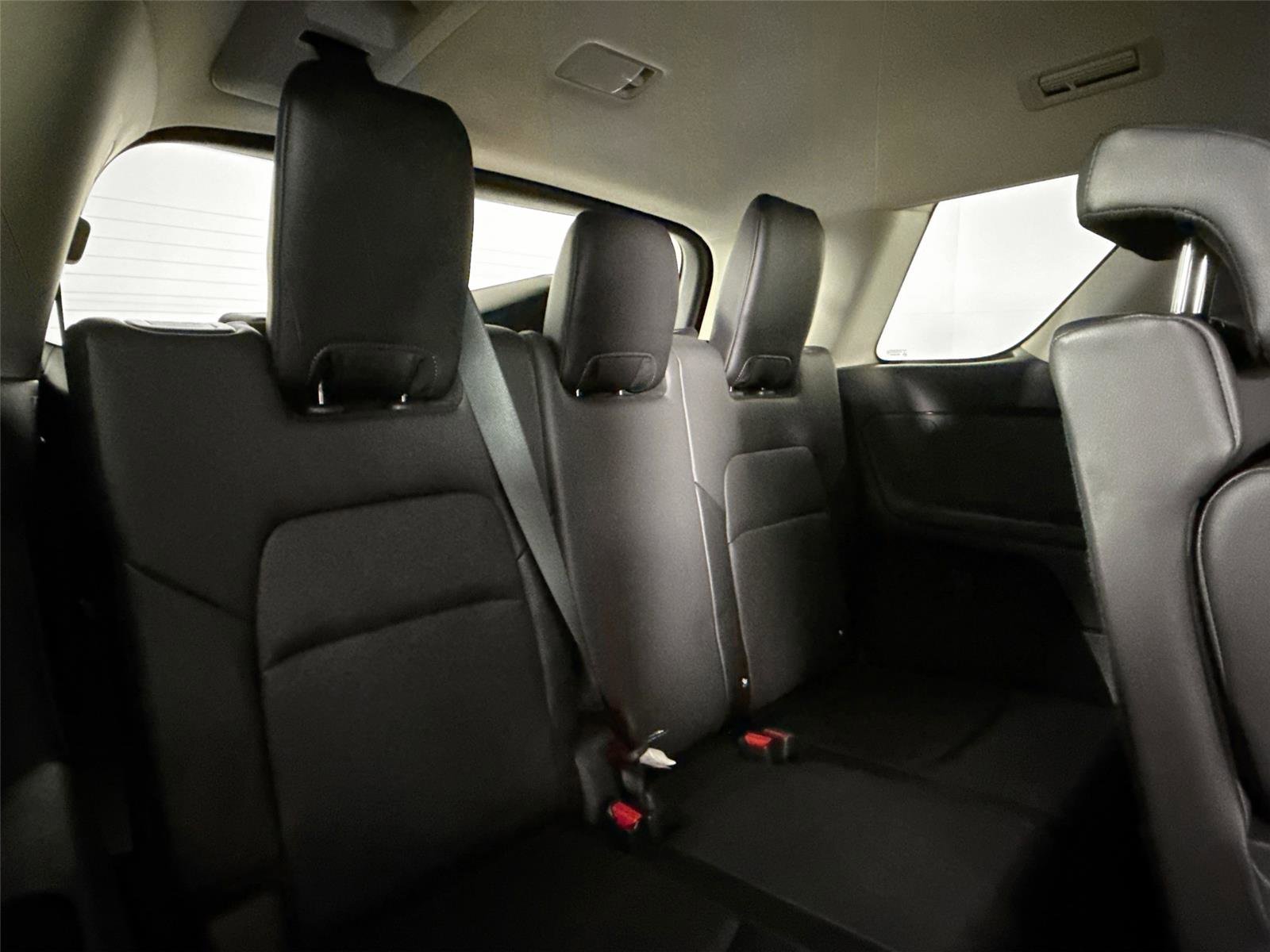 Used 2024 Nissan Pathfinder SL image 40