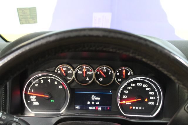 Used 2019 Chevrolet Silverado 1500 LT w/ Convenience Package AWD/4WD image 18
