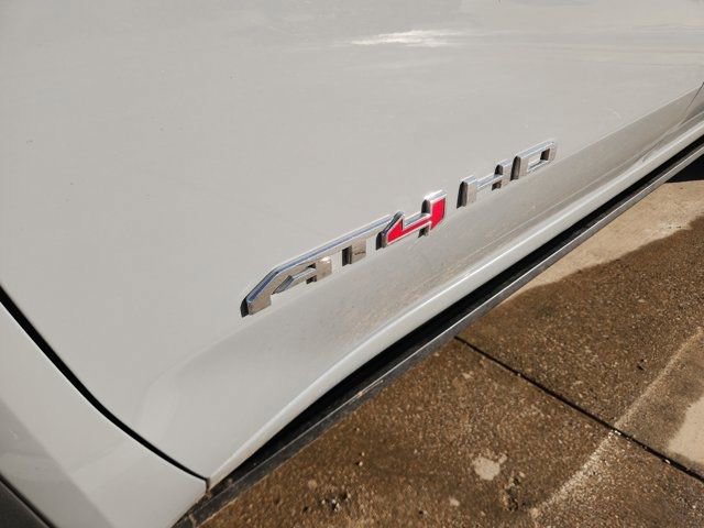 Used 2024 GMC Sierra 2500 AT4 w/ AT4 Premium Plus Package image 10