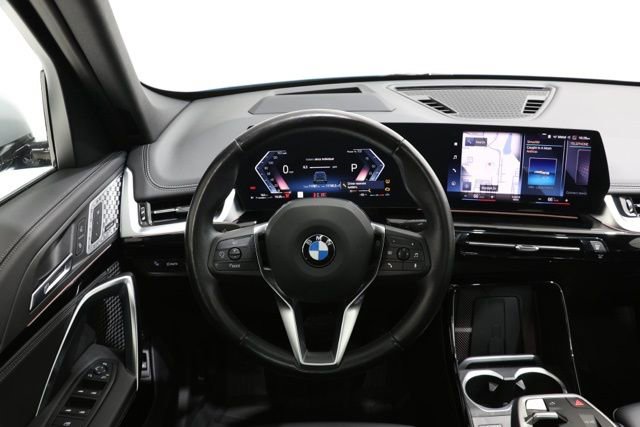 Used 2023 BMW X1 xDrive28i w/ Premium Package image 12