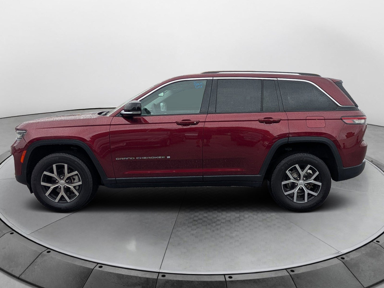 Used 2024 Jeep Grand Cherokee Limited AWD/4WD image 6
